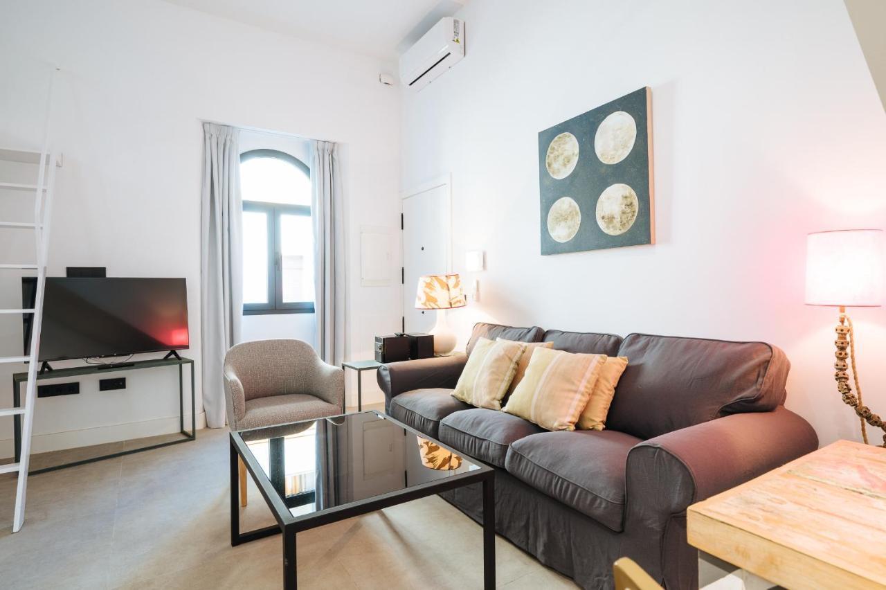 Apartamentos Montevideo 6 Siviglia Esterno foto