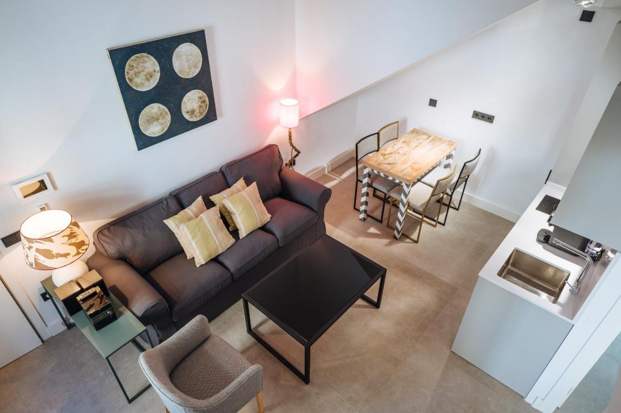 Apartamentos Montevideo 6 Siviglia Esterno foto