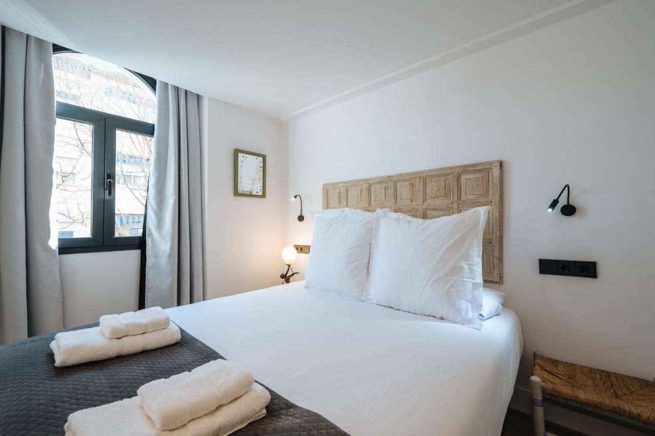 Apartamentos Montevideo 6 Siviglia Esterno foto