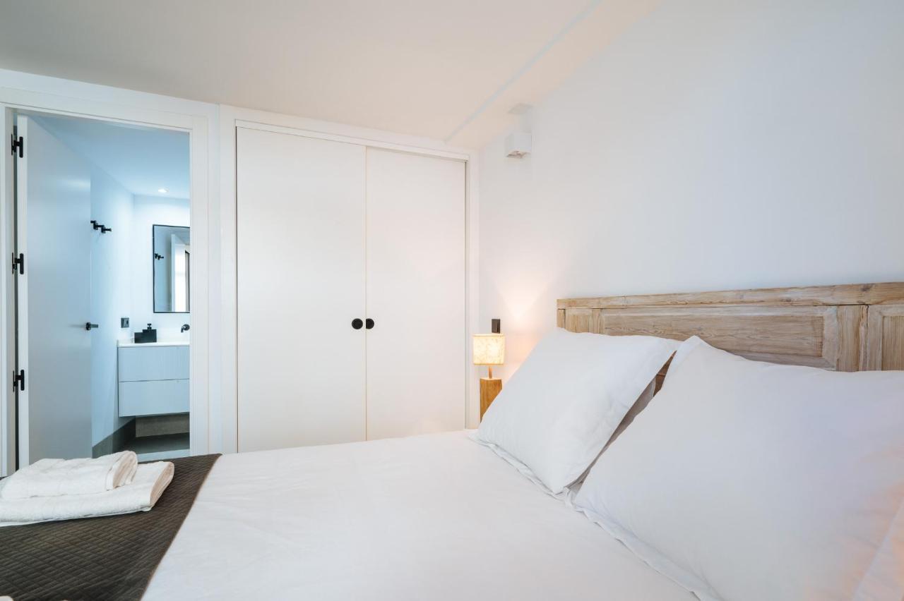 Apartamentos Montevideo 6 Siviglia Esterno foto