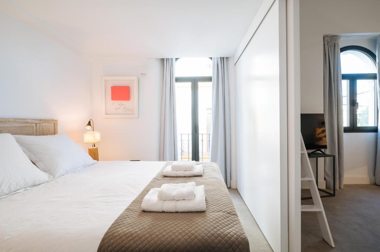 Apartamentos Montevideo 6 Siviglia Esterno foto