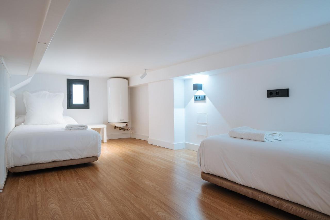 Apartamentos Montevideo 6 Siviglia Esterno foto