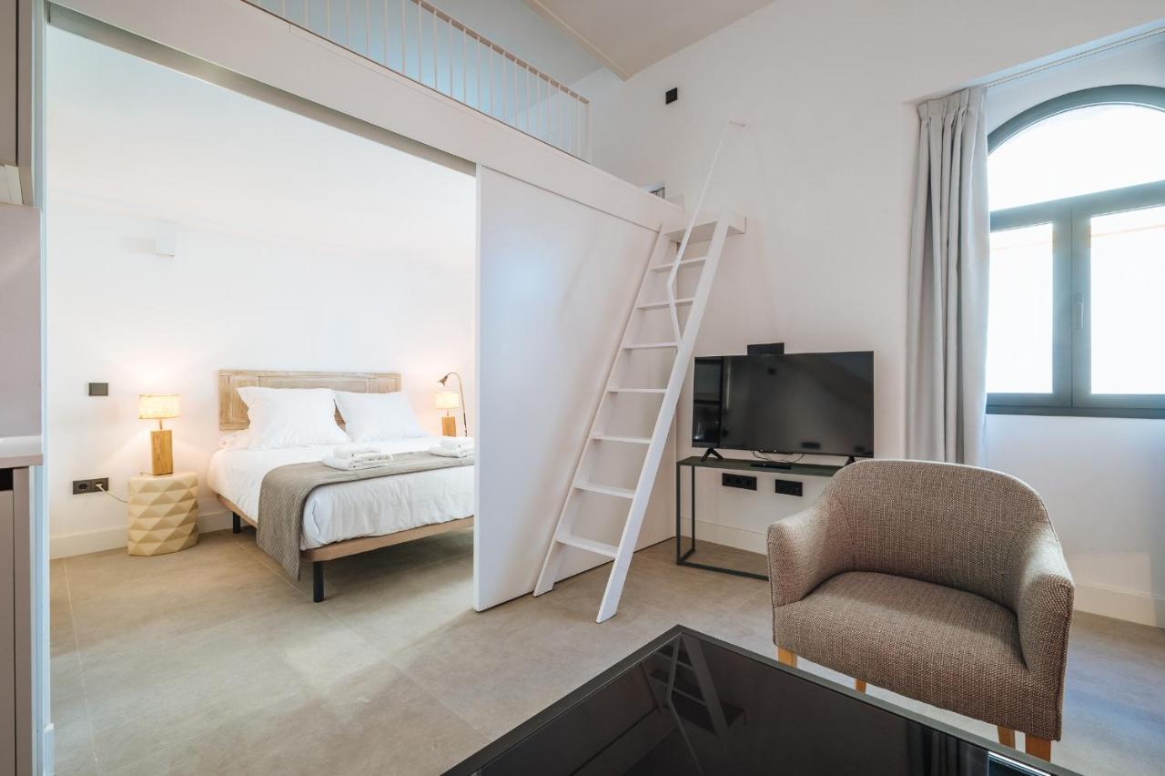 Apartamentos Montevideo 6 Siviglia Esterno foto